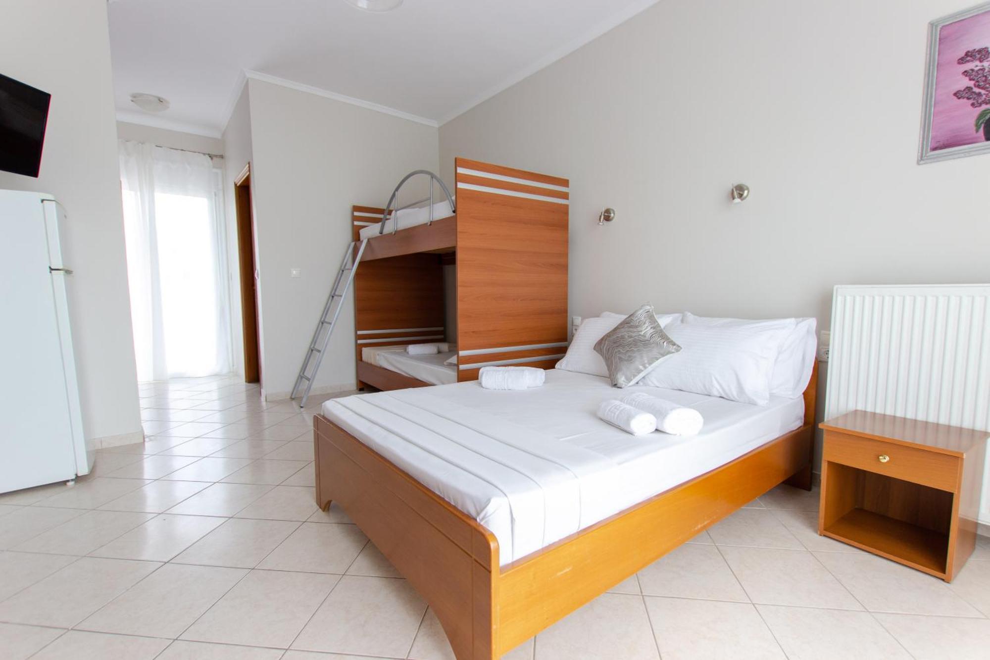 Athanasia inn Nea Vrasna Bagian luar foto