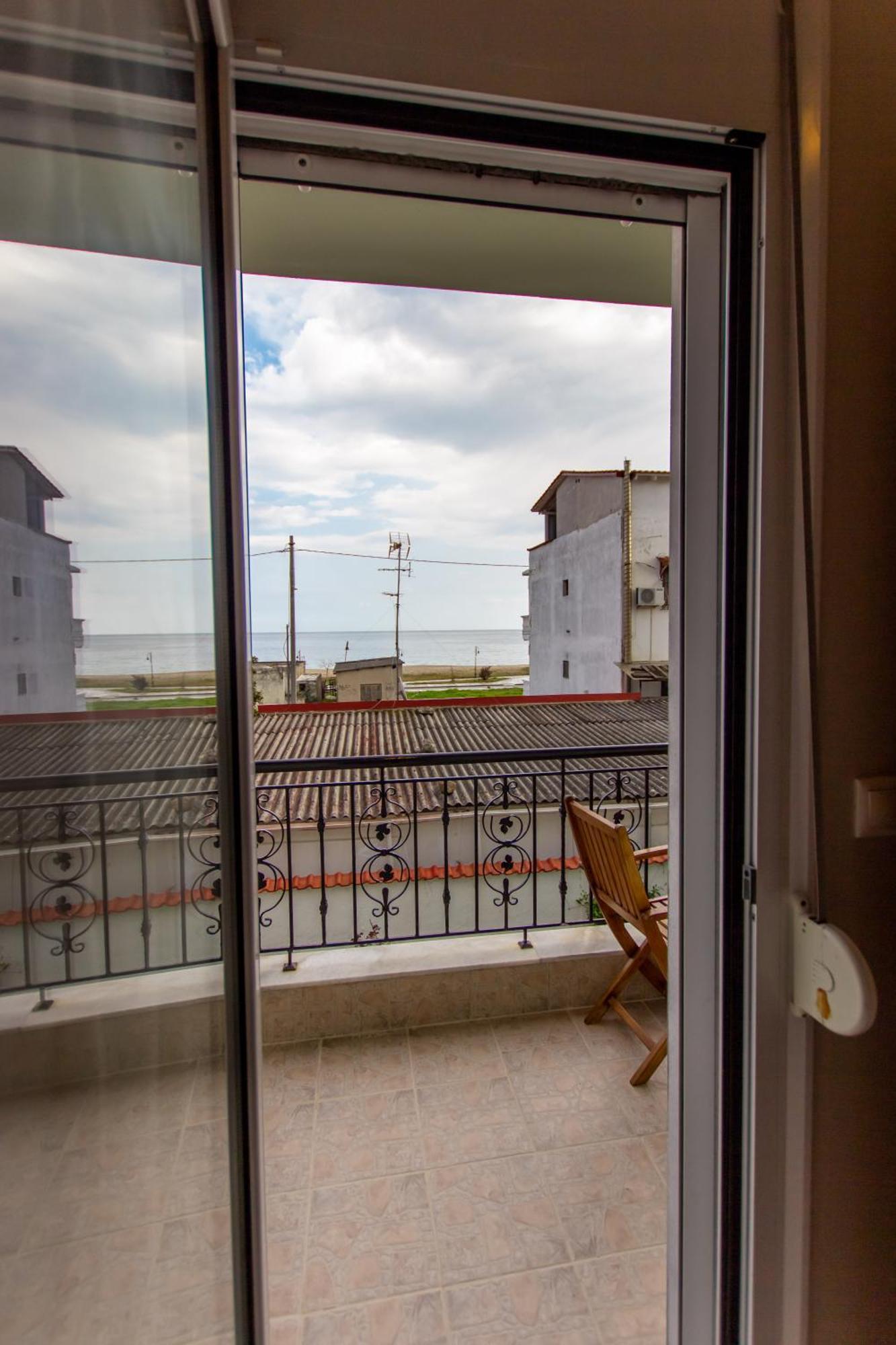 Athanasia inn Nea Vrasna Bagian luar foto