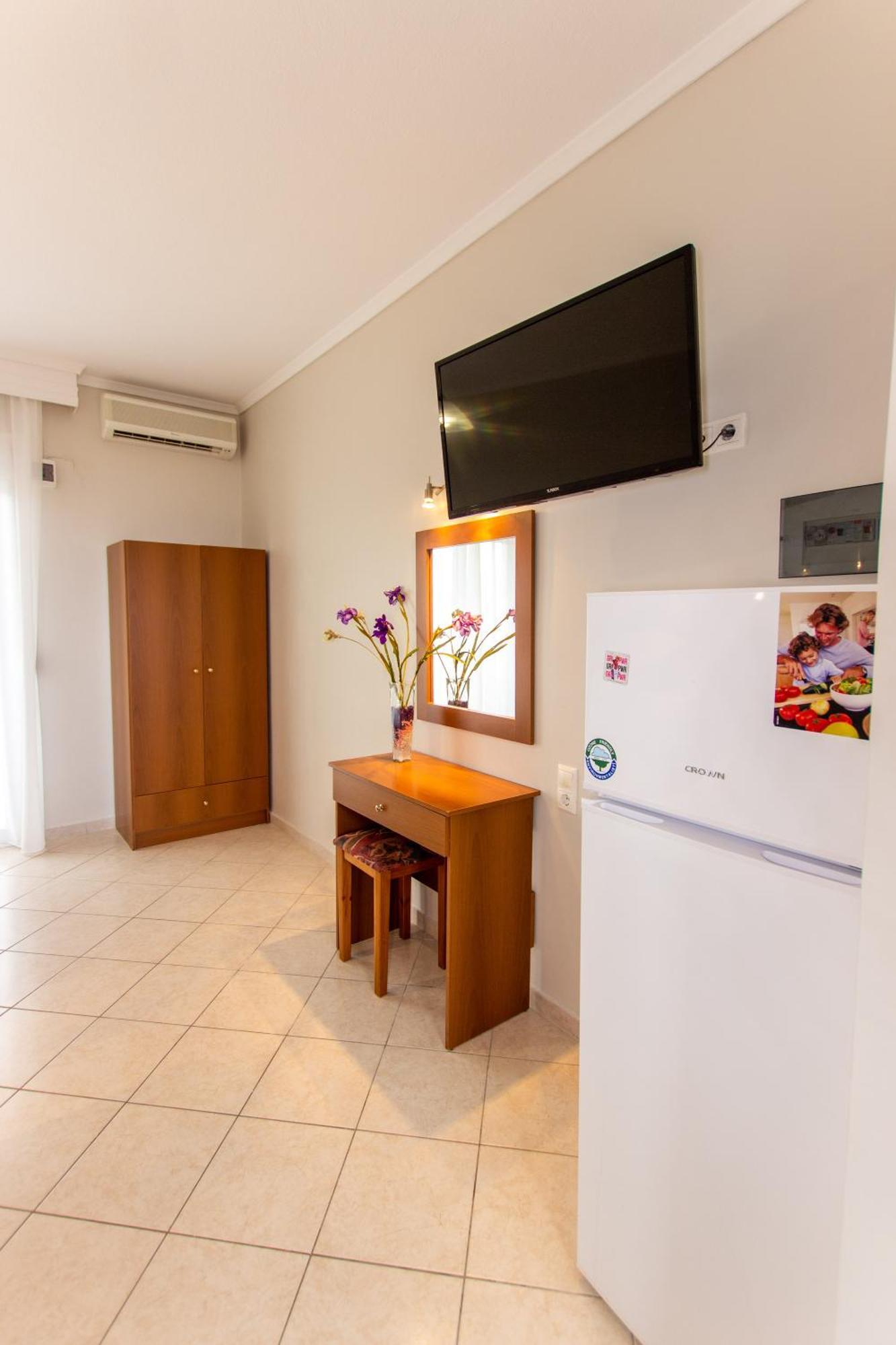 Athanasia inn Nea Vrasna Bagian luar foto