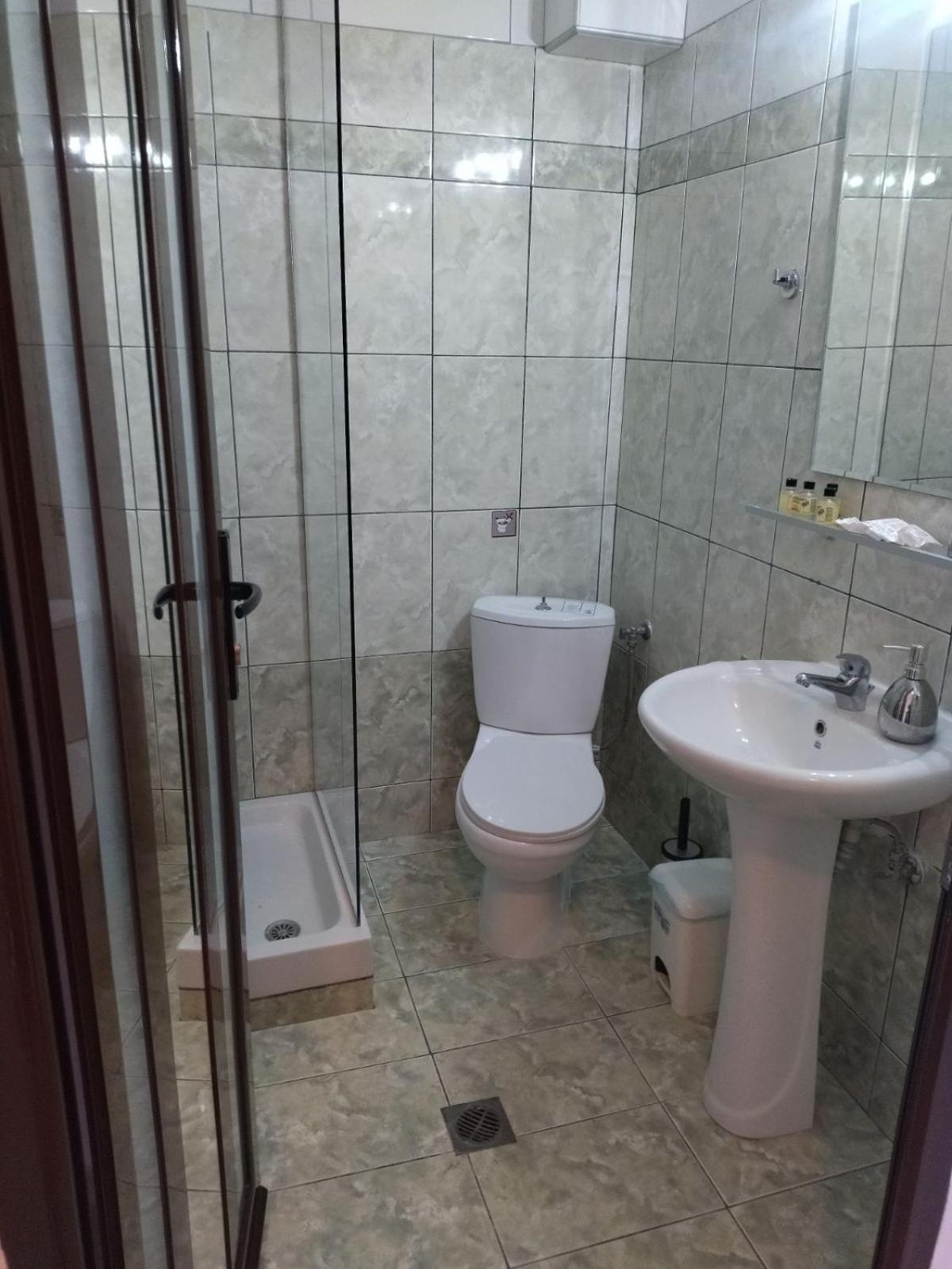 Athanasia inn Nea Vrasna Bagian luar foto