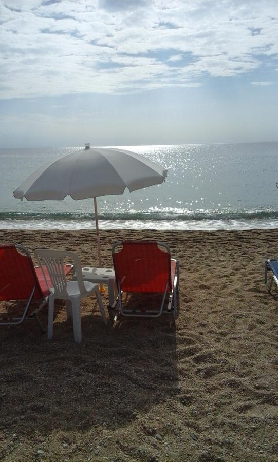 Athanasia inn Nea Vrasna Bagian luar foto